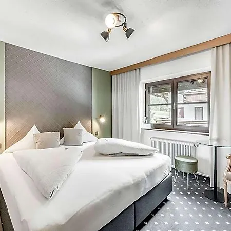 Bed and breakfast Corso's Annabell - Sölden